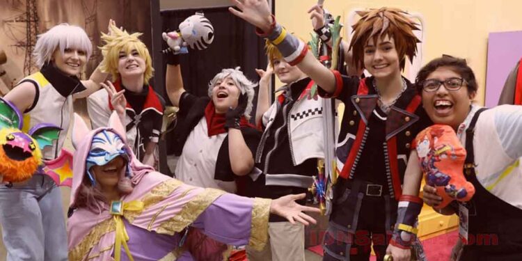 10-ide-bisnis-gila-penyewaan-pakaian-unik-untuk-event